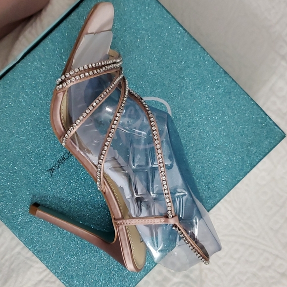 Shoes - Picture 2 of 2